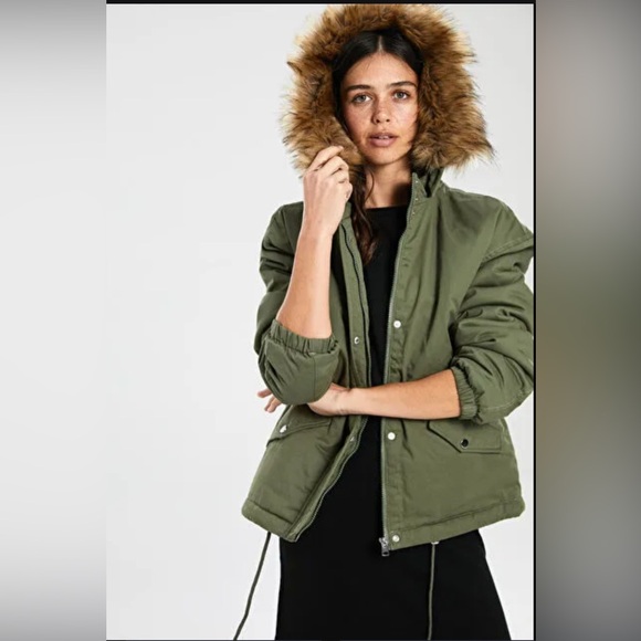 Love Tree Olive Puffer Jacket with Faux Fur Hood - Picture 4 of 6